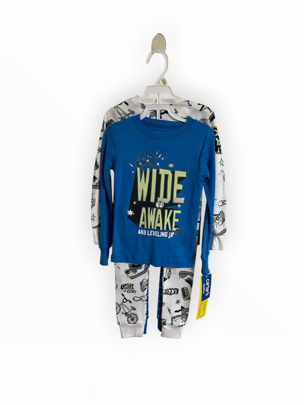 NWT boy’s long sleeve pajama set Sz 4